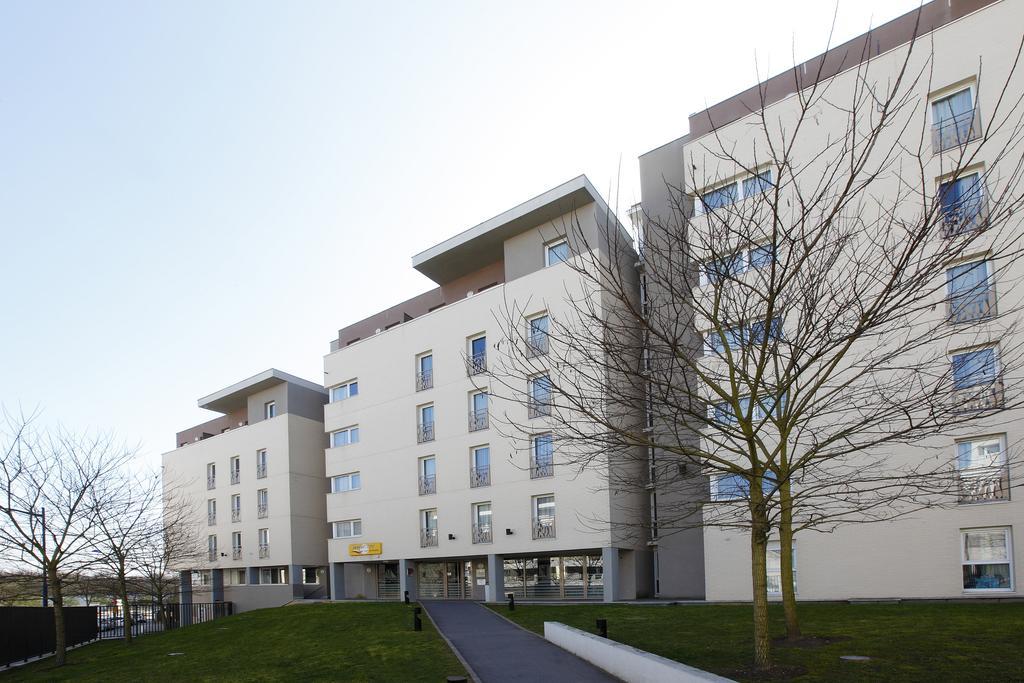 Appart'City Pontoise Cergy-Le-Haut Екстериор снимка